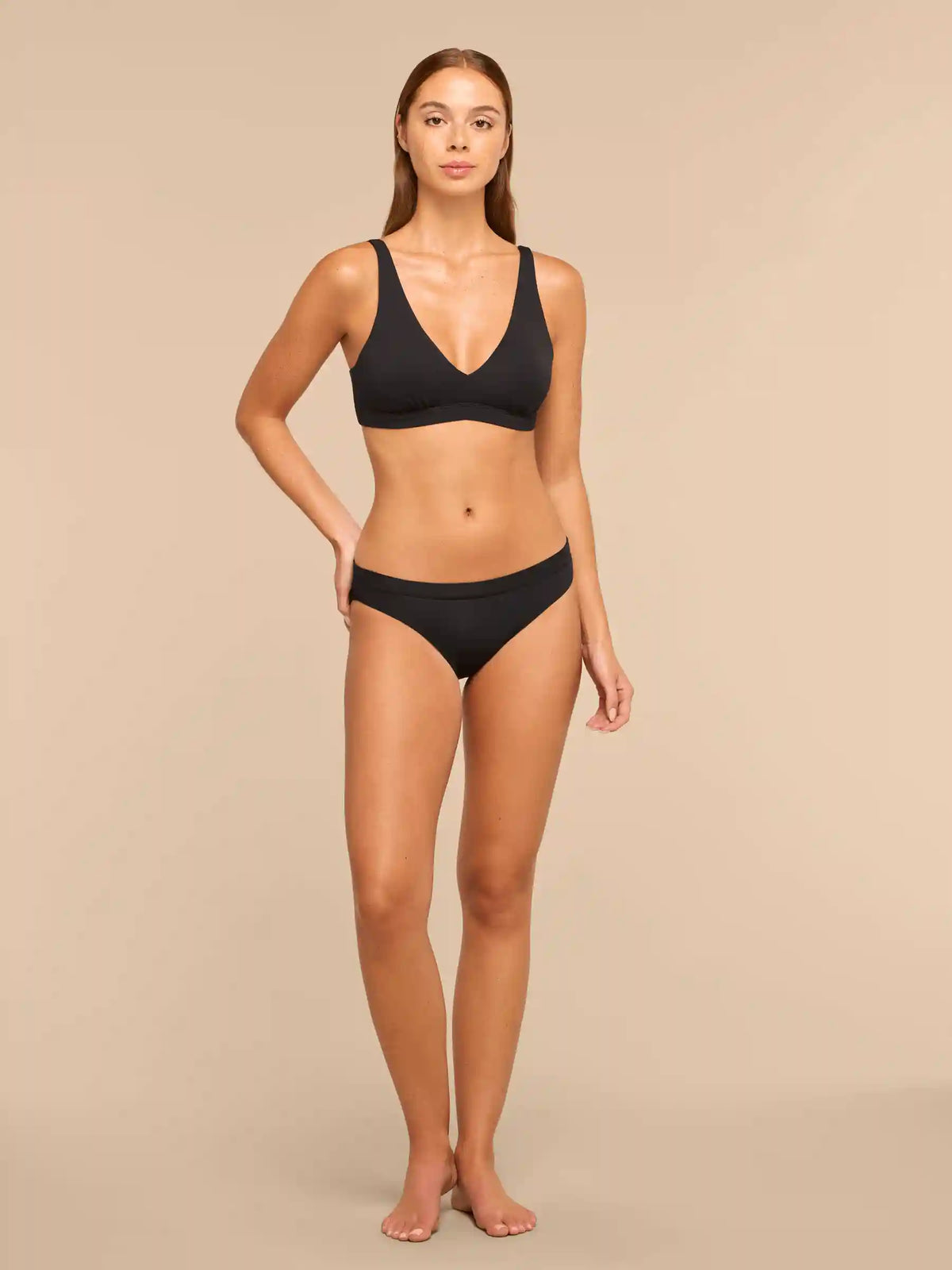 UltraModal™ FeelFree Plunge Bralette with Cups | Sand Dune