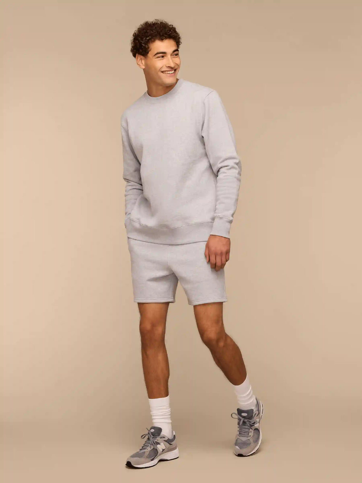 Men's Weekend Crew Sweatshirt | Vintage Heather Grey