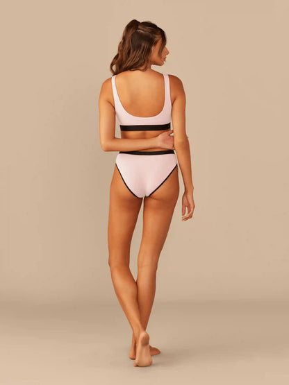 Curvy UltraModal™ Core Scoop Bralette | Gravity