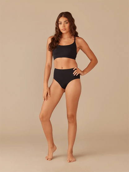 MoveMe Racerback Bralette | Black